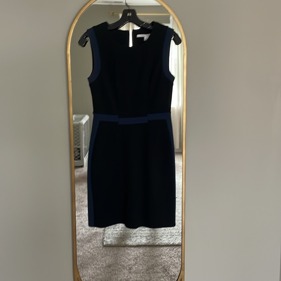 Diane Von Furstenberg dress. - Picture 2 of 3